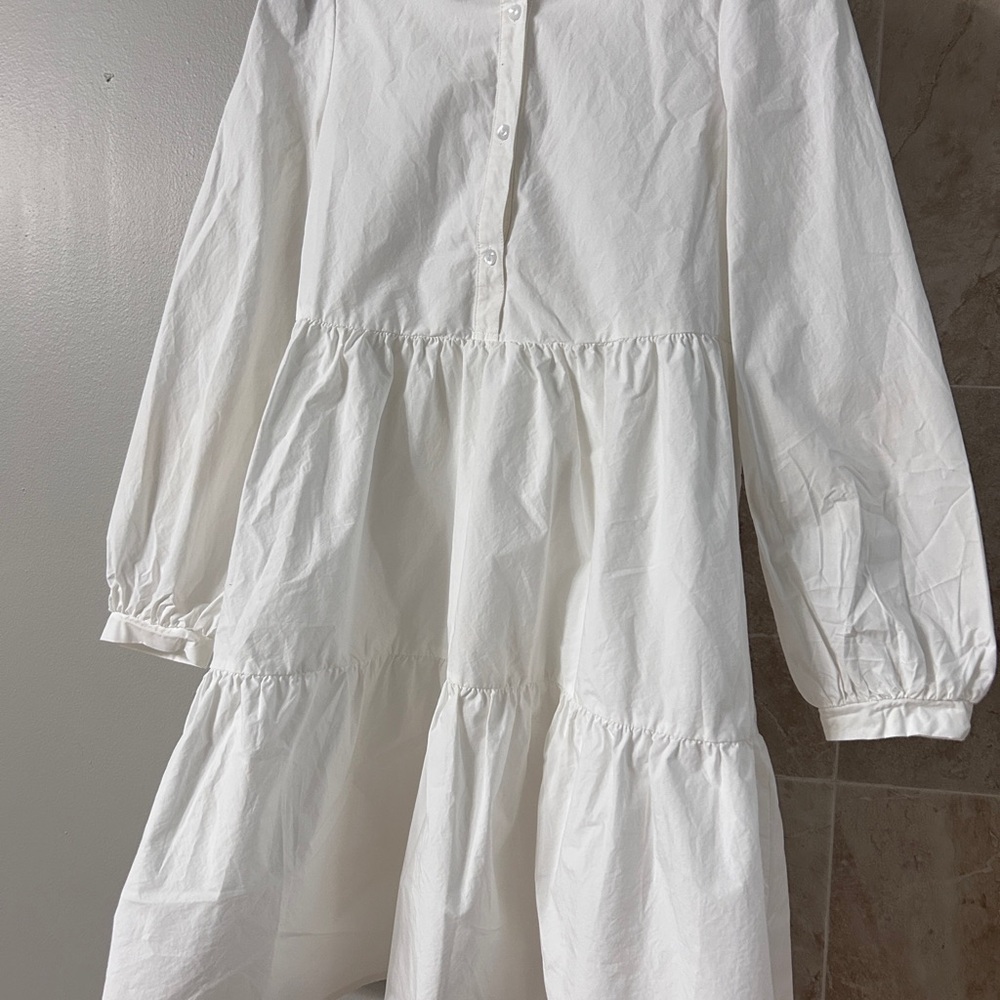 SOLD—
Kuose Elegant White Designer Shirt Dress